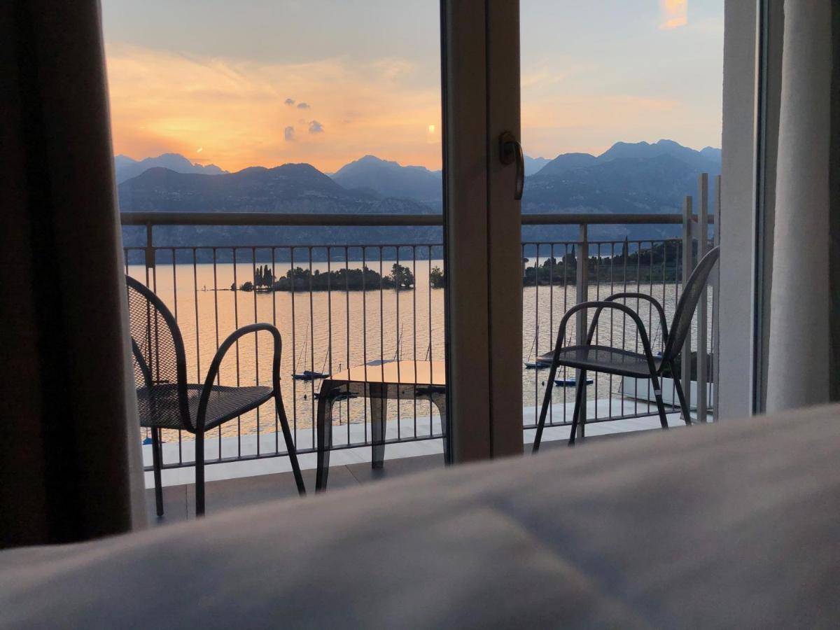 Hotel Garden Мальчезине Экстерьер фото