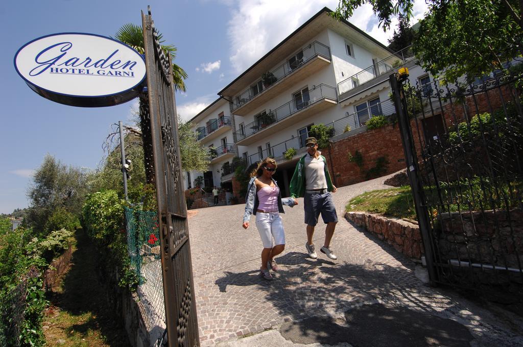 Hotel Garden Мальчезине Экстерьер фото
